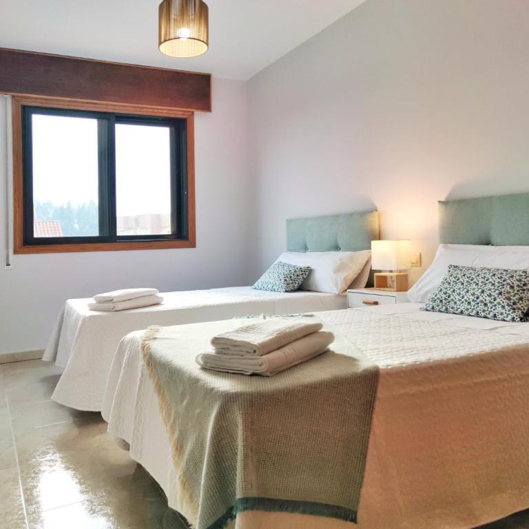 Desconectaengalicia Ático Rocafort, 400m Playa Silgar - Apartamento de 2 dormitorios - 4