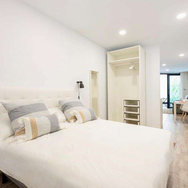Famara Suites - Apartamento con balcón - 15