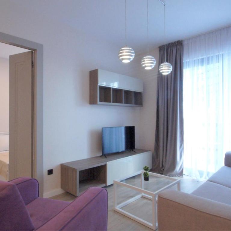 Silver Beachfront Becici - Apartment with Sea View - 11