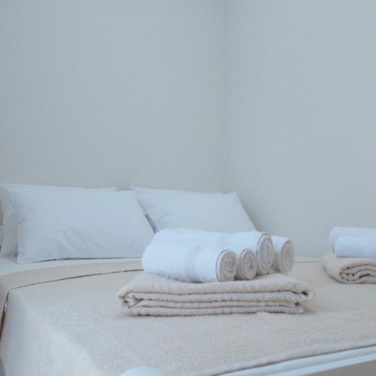 Silver Beachfront Becici - Two-Bedroom Apartment - 10