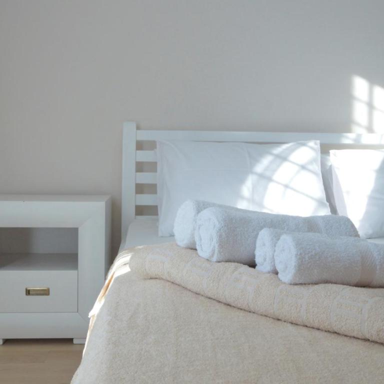 Silver Beachfront Becici - Two-Bedroom Apartment - 11