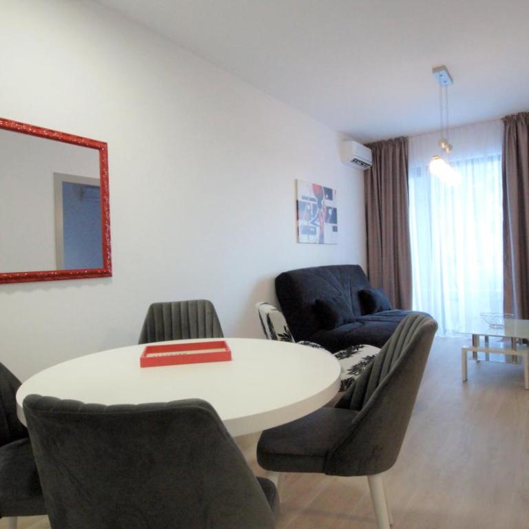 Silver Beachfront Becici - Apartment with Sea View - 10