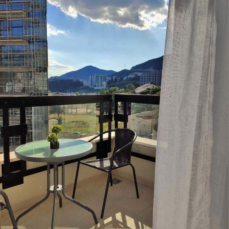 Silver Beachfront Becici - Apartment with Sea View - 14