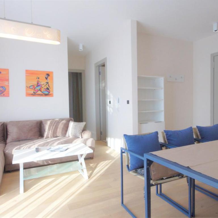 Silver Beachfront Becici - Two-Bedroom Apartment - 14