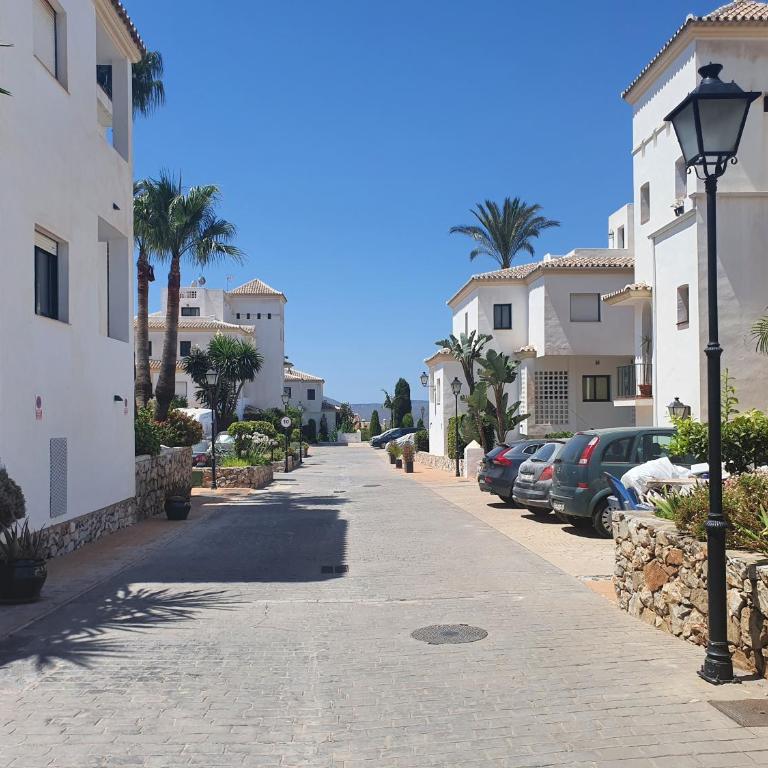 Alhaurin Golf Apartment - Two-Bedroom Apartment - 33