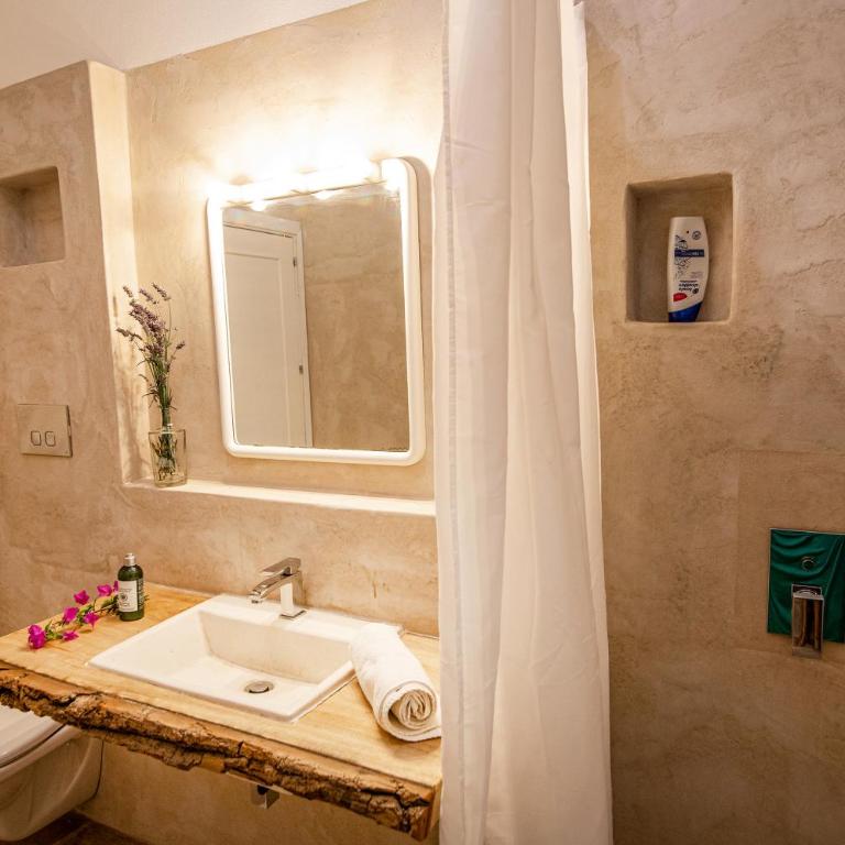 TRULLI MELOGINO with private beach volley camp - Three-Bedroom Villa - 16