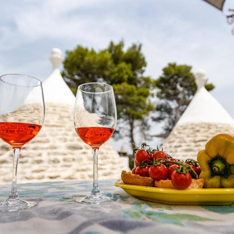 TRULLI MELOGINO with private beach volley camp - Three-Bedroom Villa - 39