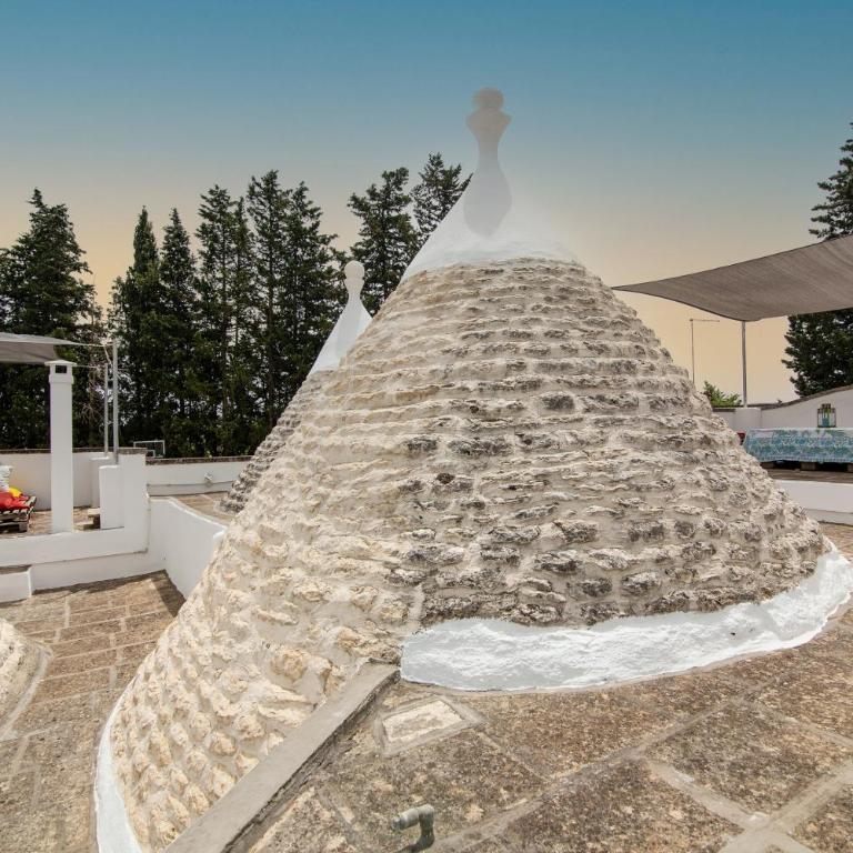 TRULLI MELOGINO with private beach volley camp - Three-Bedroom Villa - 36