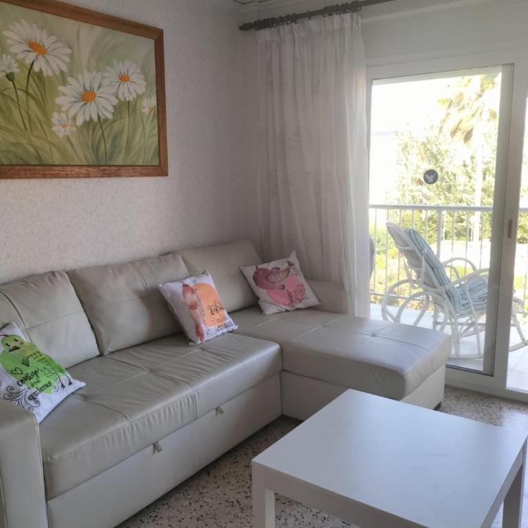 Primera linea de Playa a 1km del puerto de Denia - Apartamento de 2 dormitorios - 2