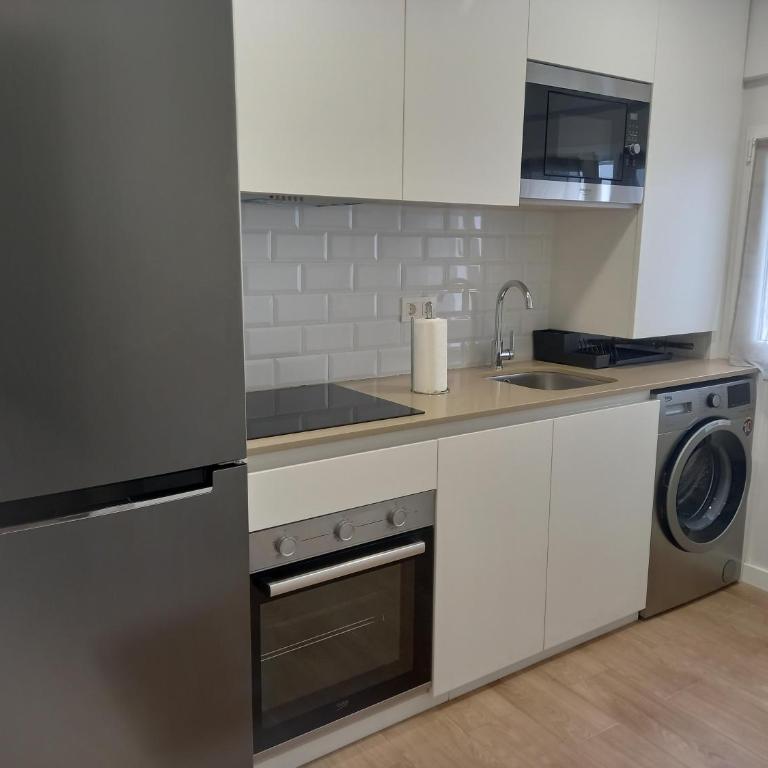 Alojamieto Centro-Playa IV VUT - Apartamento de 2 dormitorios - 10