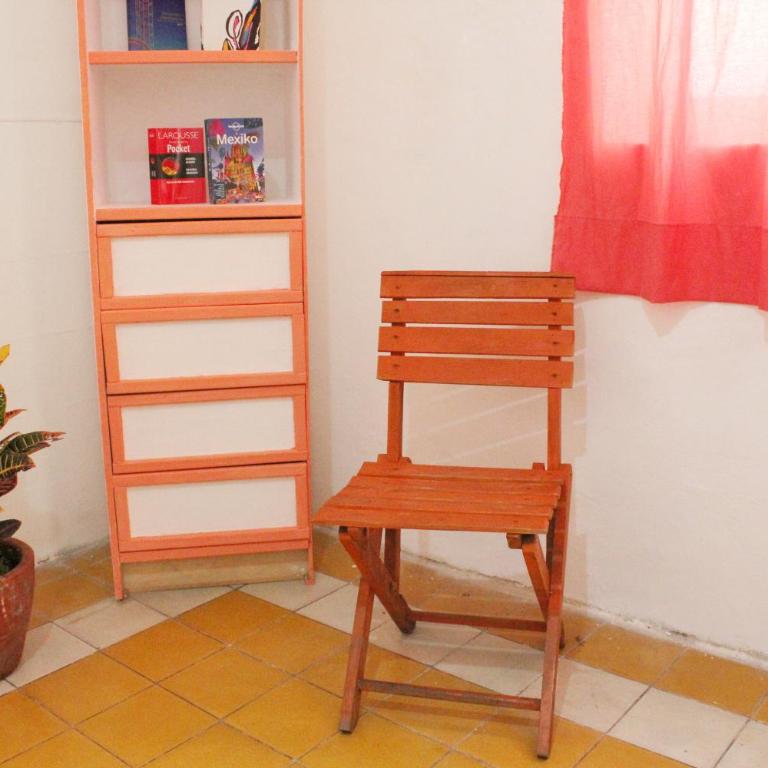 Hostal Casa Colores Adults Only - Habitación Triple con baño compartido - 3