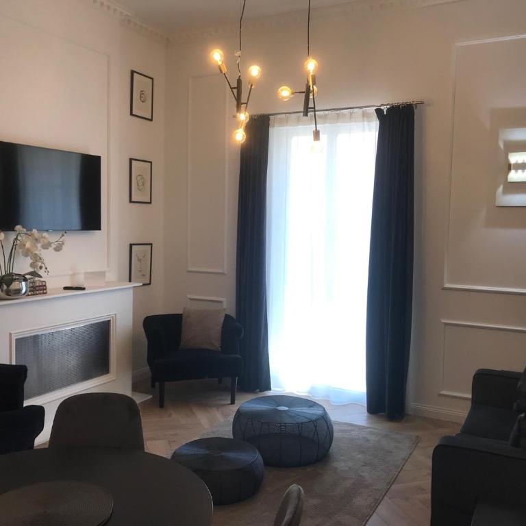 LAZARE Maison de Maître , appartements de standing avec parking privatif à seulement 7 minutes à pied du centre historique de Béziers - Appartement - 2