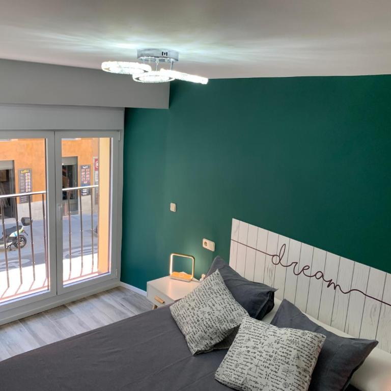 Madrid Villa Suites Aquamarina - One-Bedroom Apartment - 2