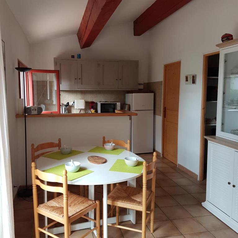 Petite maison entre Sanary et Bandol - Apartment mit 1 Schlafzimmer - 5
