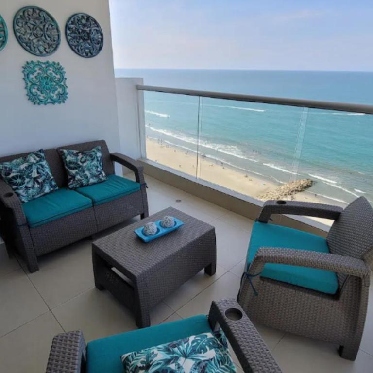 Apartamento con Vista al Mar en Palmetto - Laguito Cartagena - Three-Bedroom Apartment - 1
