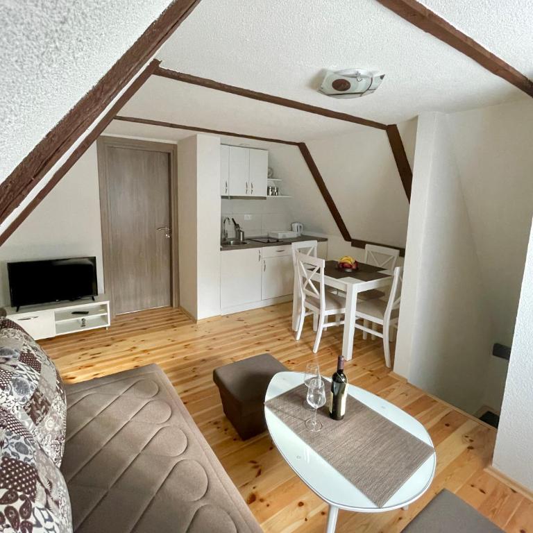 Kosta’s apartments - Dupleks Apartman - 6