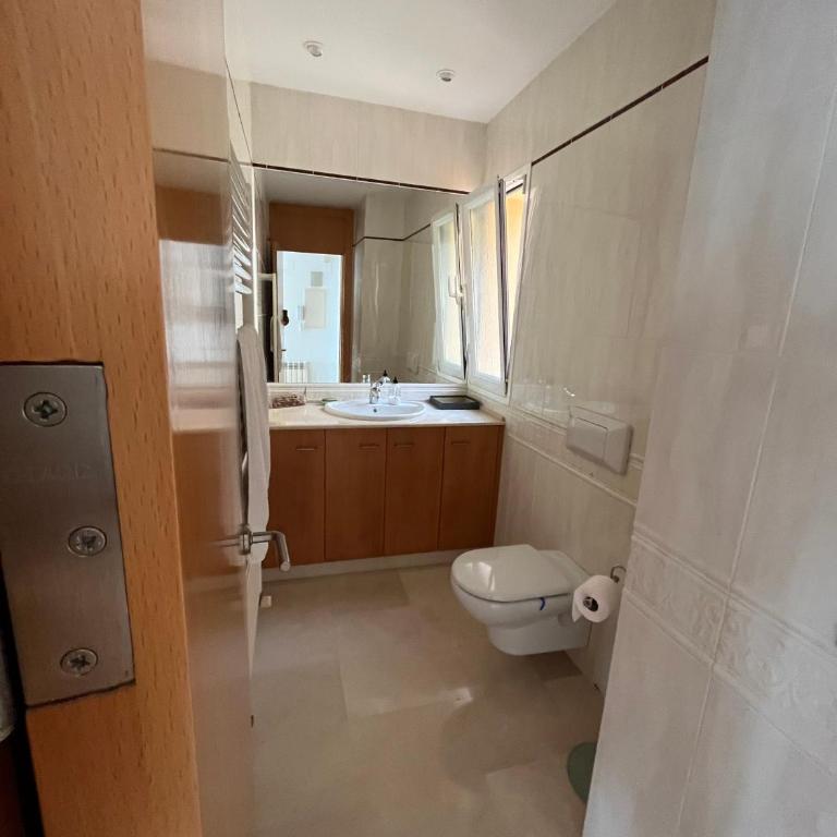 Seaview 6br villa with private pool - Villa - 33
