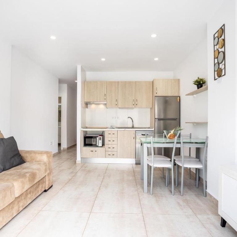 Family Home near Ocean Los Cristianos LoveTenerife - Apartamento - 10