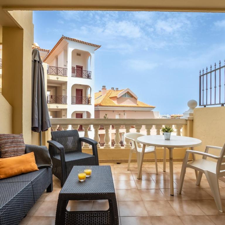 Castle Harbour Phoebe's Flat Los Cristianos by LoveTenerife - Apartamento de 1 dormitorio - 4
