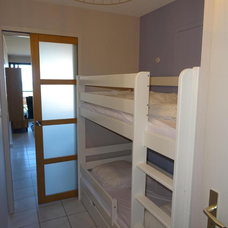 Studio 3* avec Alcôve, Balcon Face Mer, Plage à 150m - Les Sables-d'Olonne - FR-1-92-921 - Apartment - 2