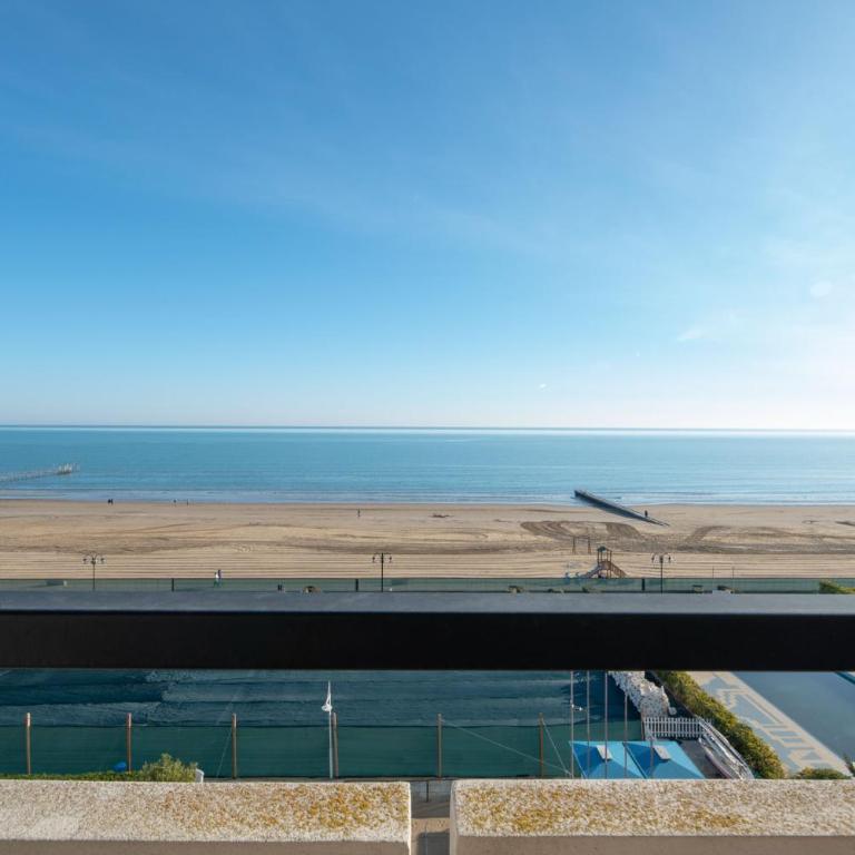Playa Grande 504 - Immobiliare Living - Appartamento con 2 Camere da Letto - 1