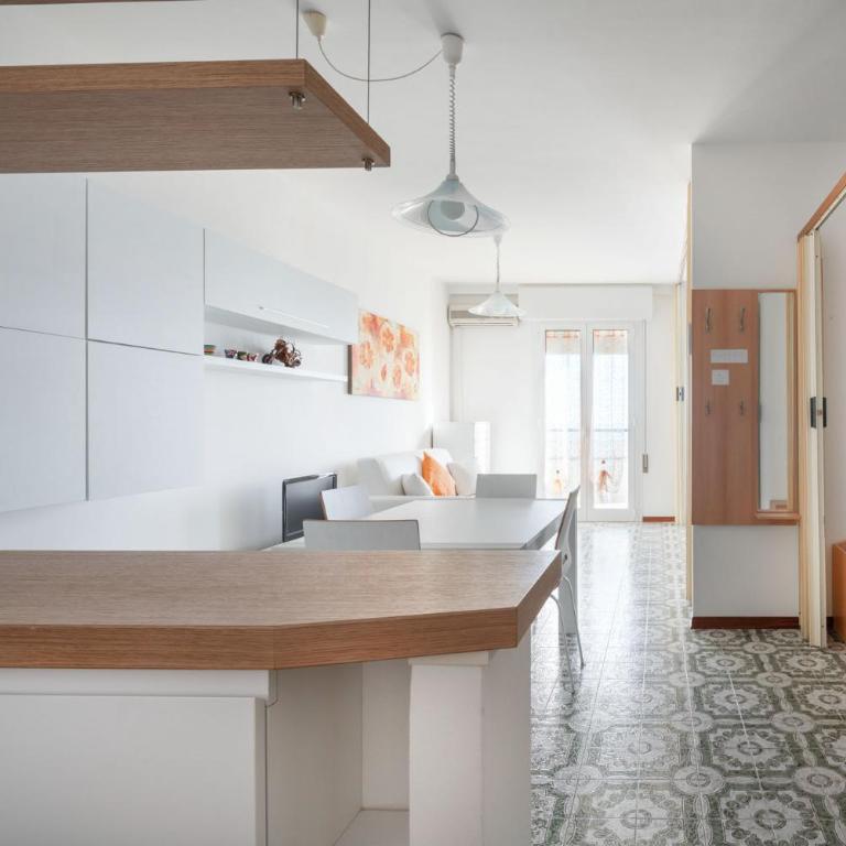Playa Grande 504 - Immobiliare Living - Appartamento con 2 Camere da Letto - 2
