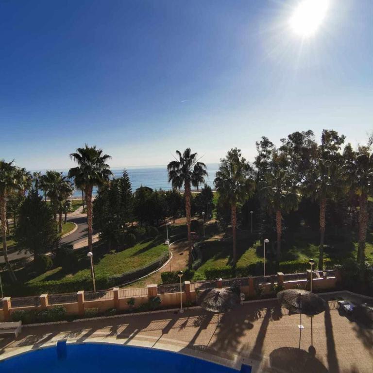 Apartamento a primera linea de playa ideal para relajarte - COSTA MARINA III - Habitación Doble Económica - 30