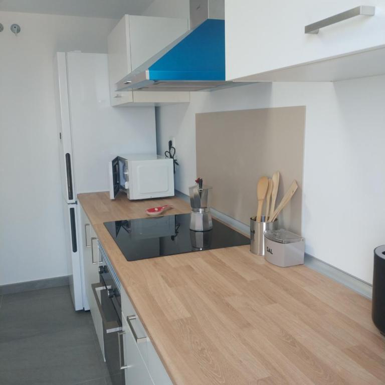 Bonito apartamento con piscina cerca de la playa. - Apartamento de 2 dormitorios - 30