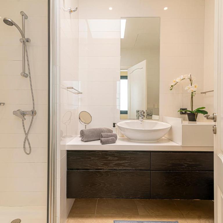 CAPRI LUXURY HOLIDAYS SUITES, Playa de los Cristianos - Apartamento Ático - 4