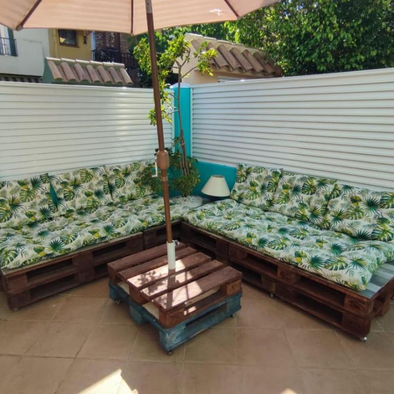 Agradable adosado cerca de la playa - Three-Bedroom House - 15
