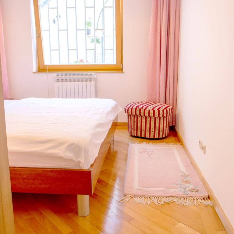 Engadin's Old Town Units - Free Parking - Apartman sa Balkonom - 5