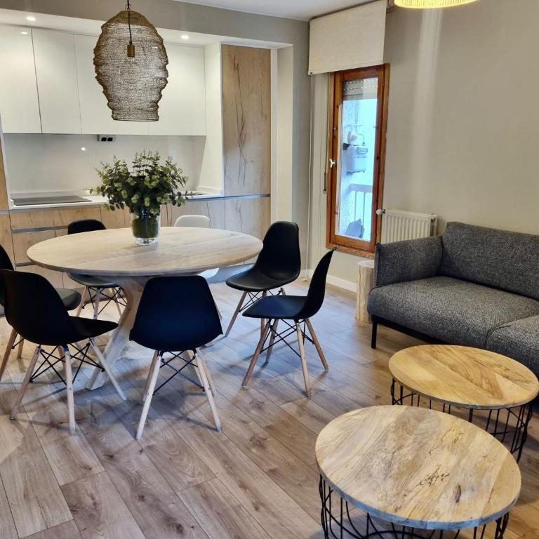 Apartamentos LCR Boutique, LCR Suites y LCR Los Valles - Three-Bedroom Apartment - 13