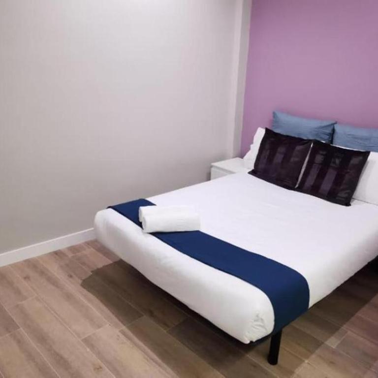 Apartamentos Sol Madrid - Standard Suite - 2