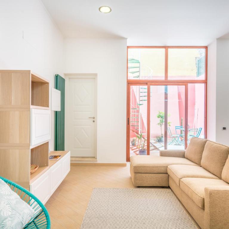 Le Nid - Centro Città - Terrazza - Wifi AC - Two-Bedroom Apartment - 4