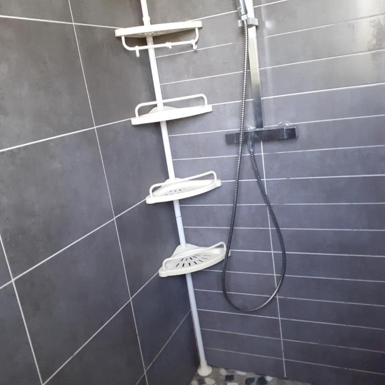La petite maison au bord du canal T2 - 3étoiles - - Villa 1 Chambre - 27