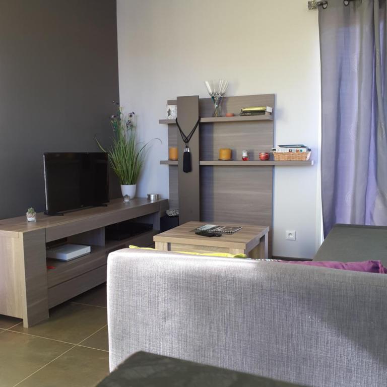 La petite maison au bord du canal T2 - 3étoiles - - Villa 1 Chambre - 20