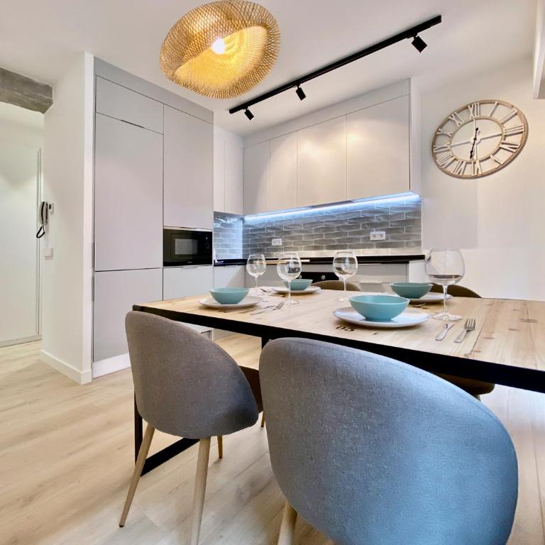 Latina Village - Apartamento de 2 dormitorios con Balcón - Two-Bedroom Apartment - 4
