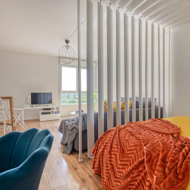 Grand studio Disney, queen size, coffee, WIFI - Apartamento de 1 dormitorio - 1
