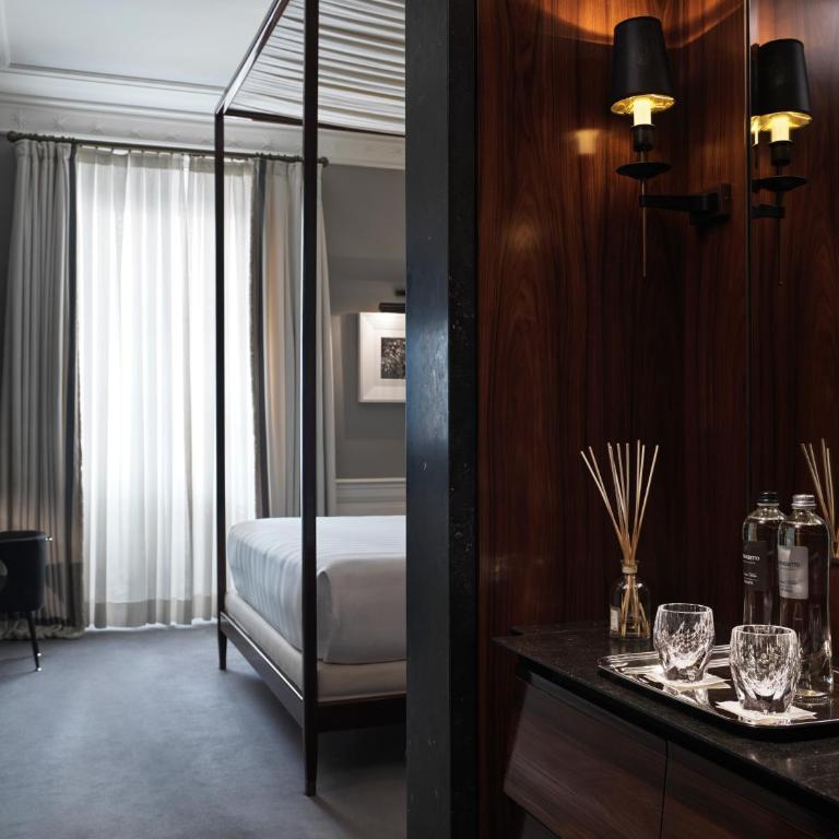 J.K. Place Roma - The Leading Hotels of the World - Camera Matrimoniale Superior - 7