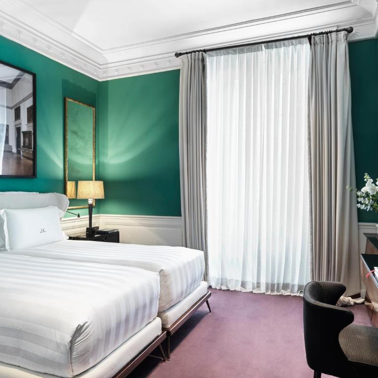 J.K. Place Roma - The Leading Hotels of the World - Camera Matrimoniale Deluxe - 4
