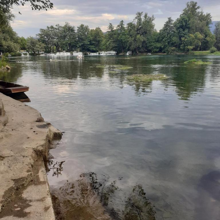 Apartman Dalal - with access to river Una - Two-Bedroom Apartment - 3