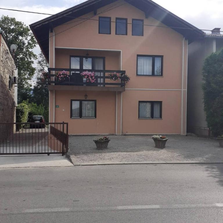 Apartman Dalal - with access to river Una - Two-Bedroom Apartment - 16