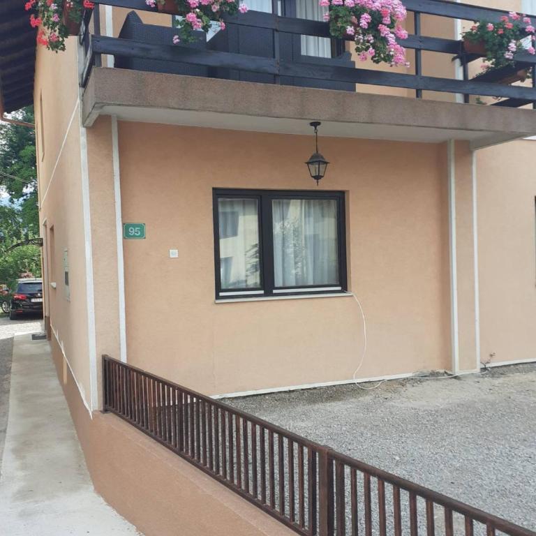 Apartman Dalal - with access to river Una - Two-Bedroom Apartment - 15