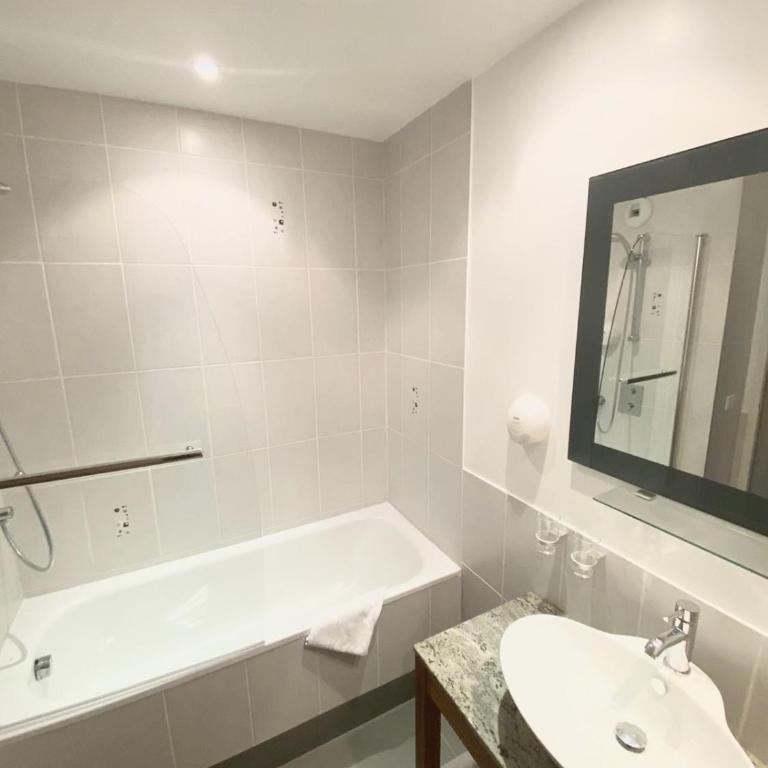 Hotel Au Bon Coin du Lac - Suite Quadruple - 4