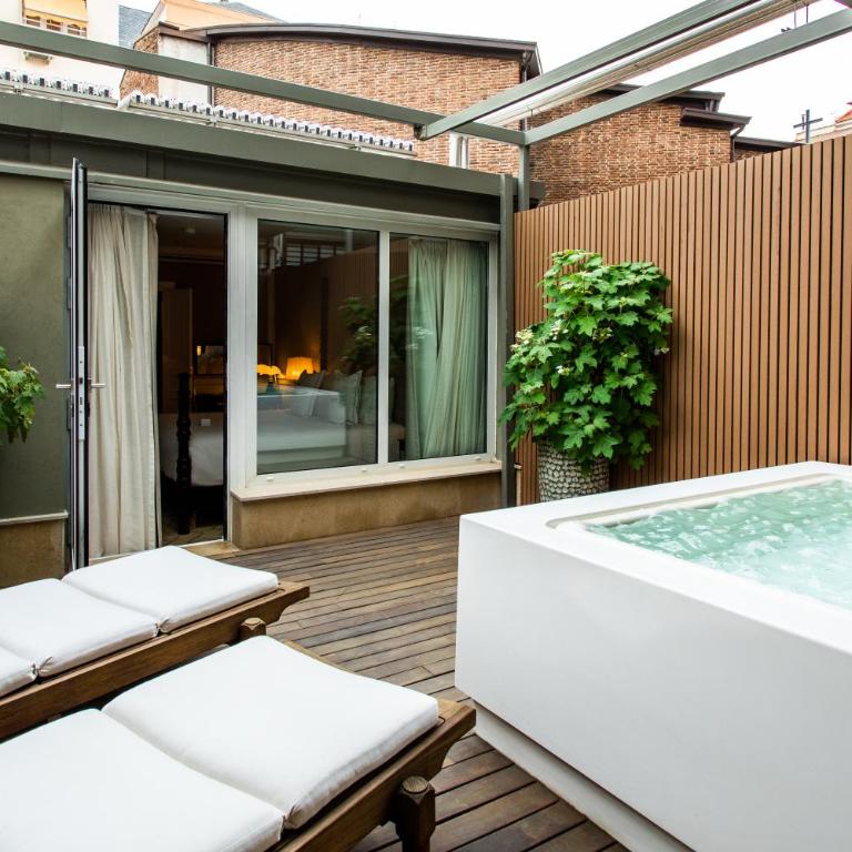 BLESS Hotel Madrid - The Leading Hotels of the World - Villa con terraza con bañera de hidromasaje - 2