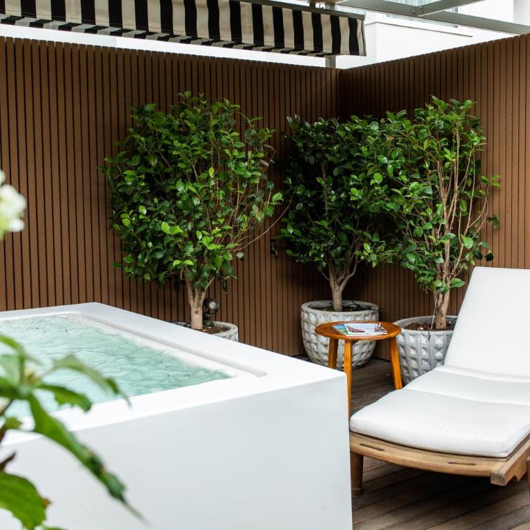 BLESS Hotel Madrid - The Leading Hotels of the World - Villa con terraza con bañera de hidromasaje - 1
