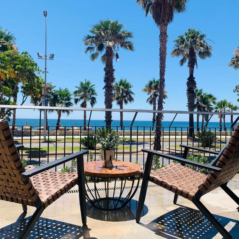 Malagueta Beach Front Luxury Apartment by Rent Me - Apartamento de 3 dormitorios - 2