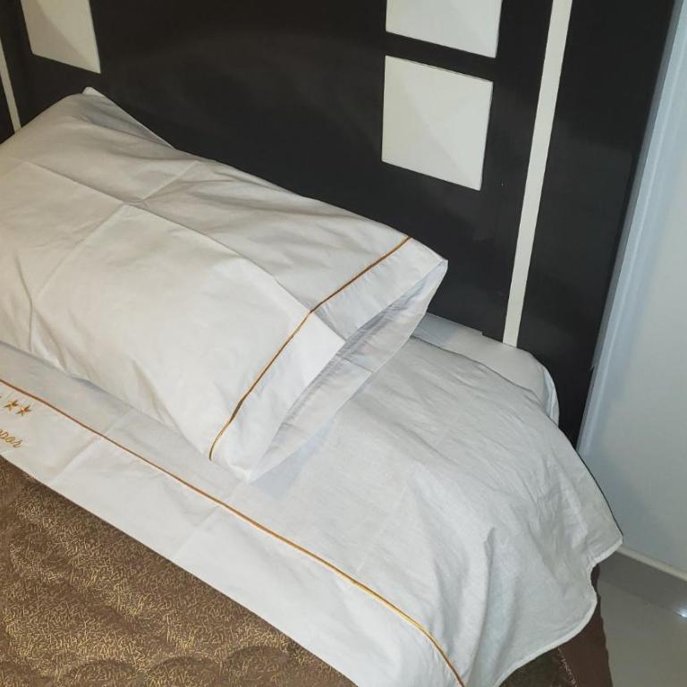Hotel Apu Kempor - Triple Room with Private Bathroom - 2