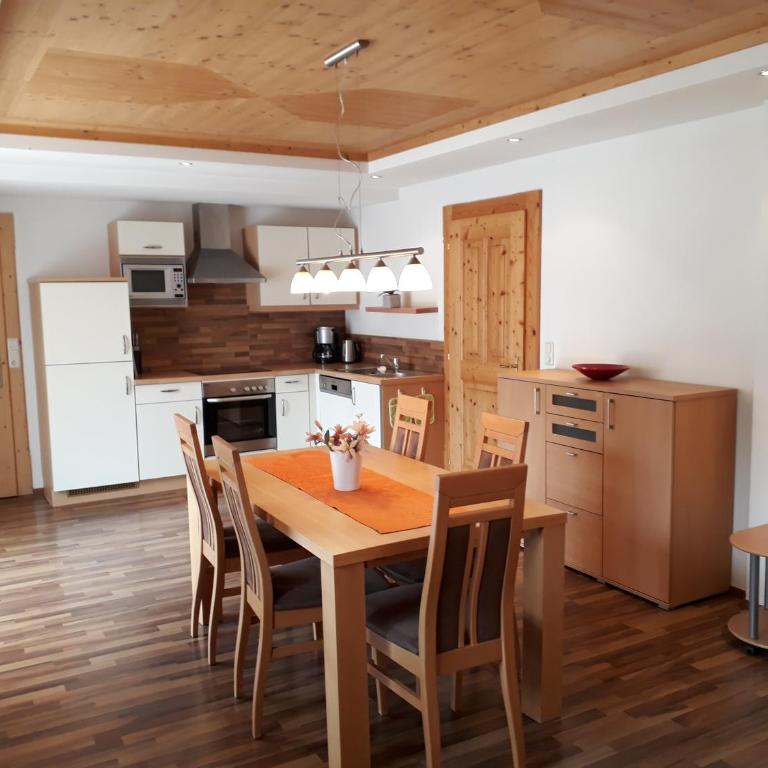 Haus Sandra - Apartment mit 2 Schlafzimmern und Terrasse - 4