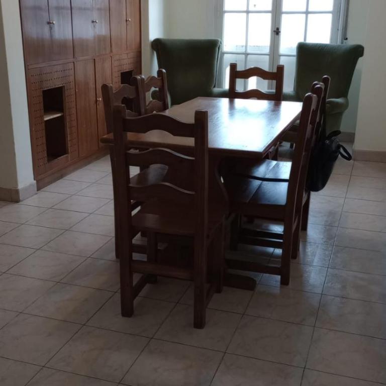 EN EL CORAZON DE LA FELIZ Excelente departamento con estacionamiento gratuito privado y vista al mar!! 3 AMBIENTES - Apartamento de 2 dormitorios - 8
